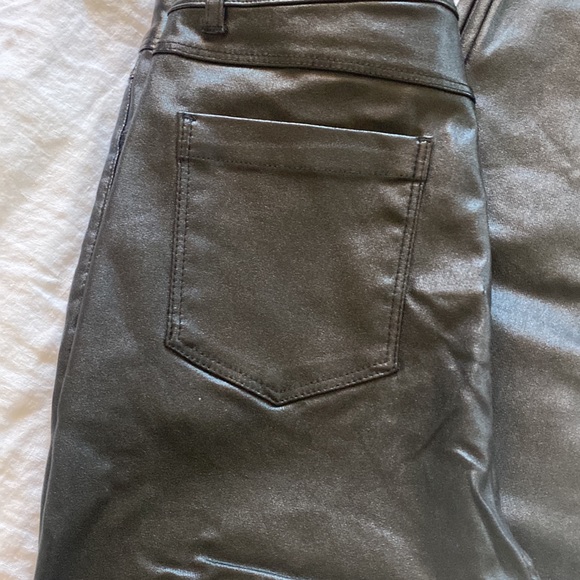 Black faux leather high rise pants - Picture 4 of 5
